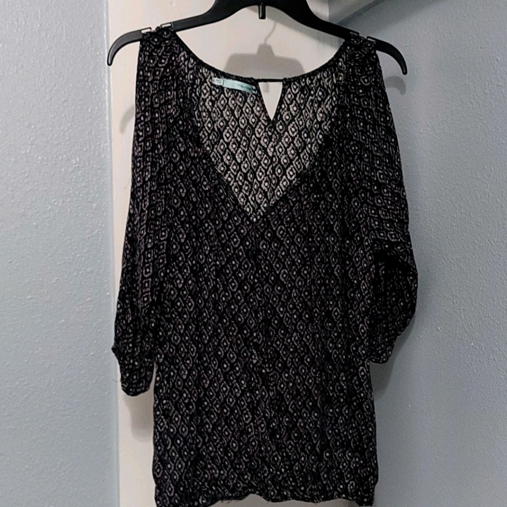 Maurices Brand super cute cut out top